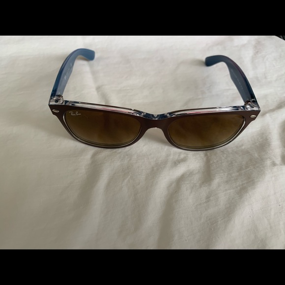 Ray Ban Sunglasses - Picture 2 of 5
